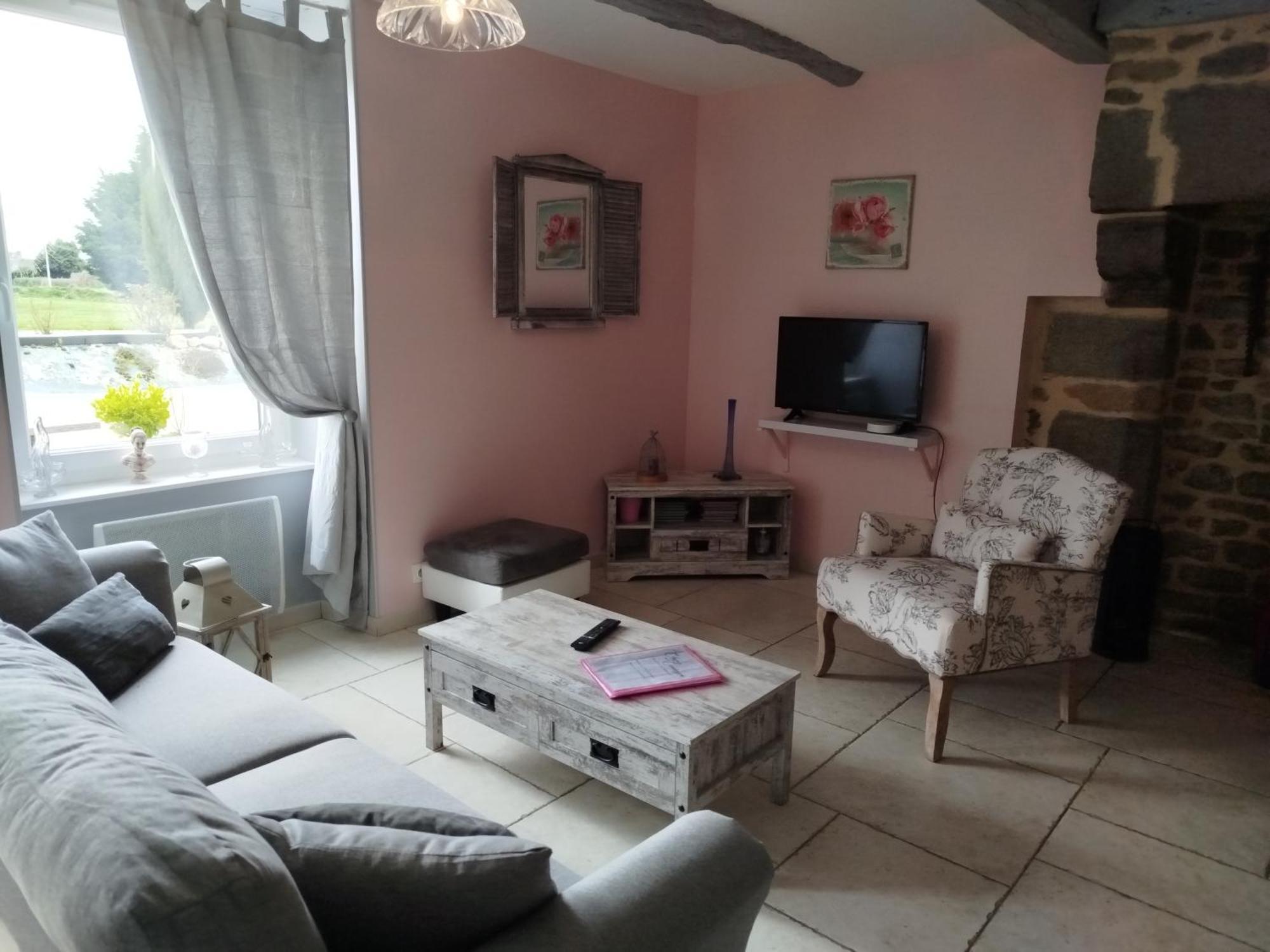 La Ferme D' Emerentine Bacilly Bagian luar foto