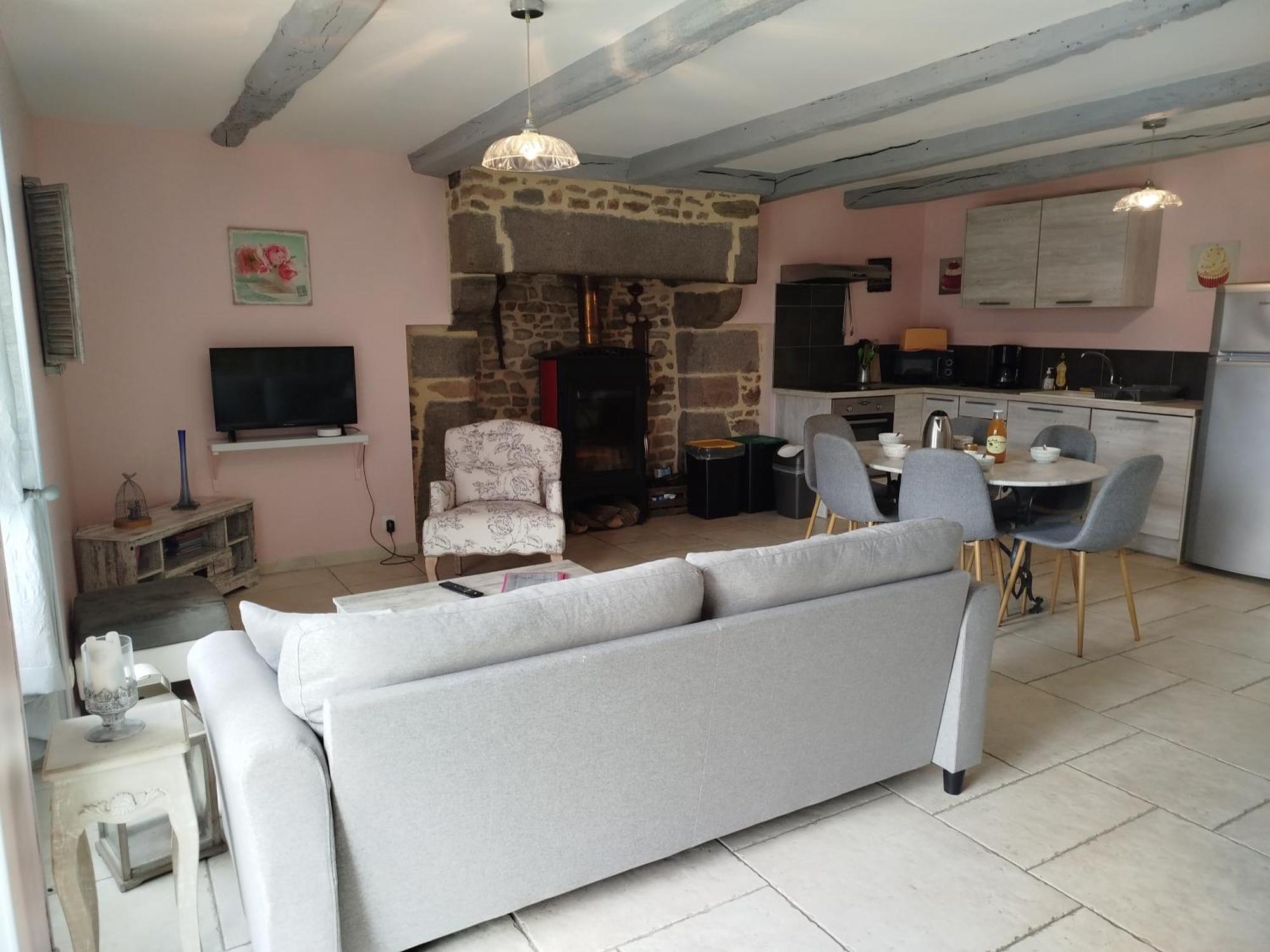 La Ferme D' Emerentine Bacilly Bagian luar foto